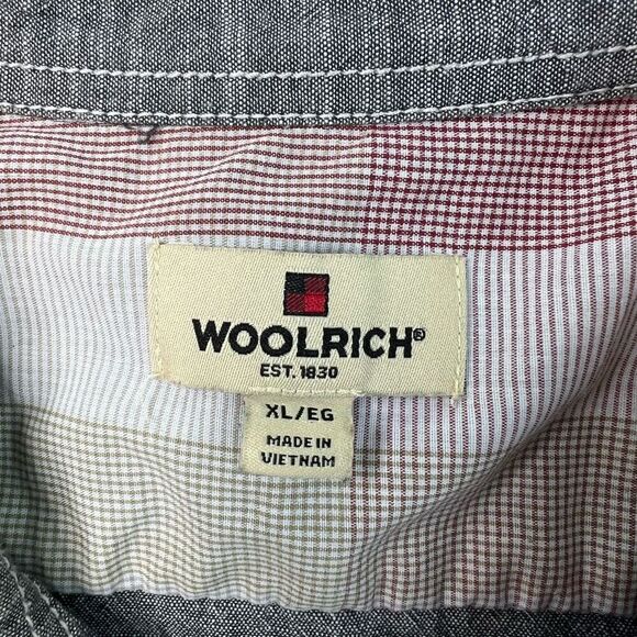 Woolrich Shirt Mens XL Button Up Pockets Textured Chambray Grey Short Sleeve - Picture 3 of 8